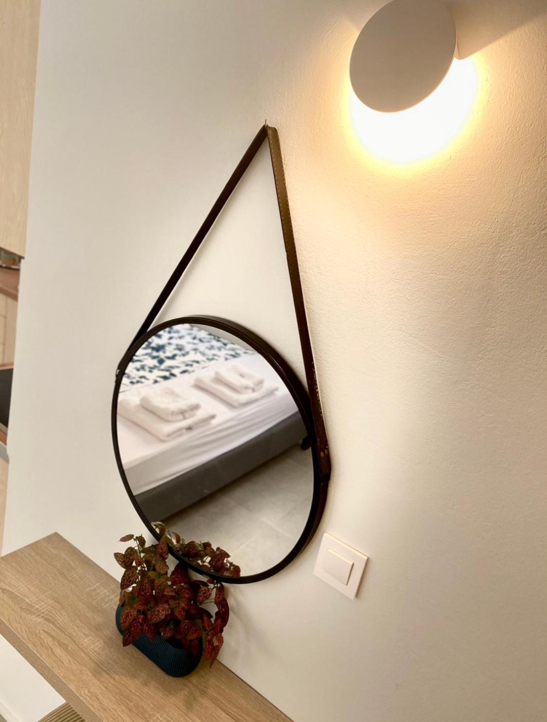 Ivy, 4 Minutes From The Sea Appartamento La Canea